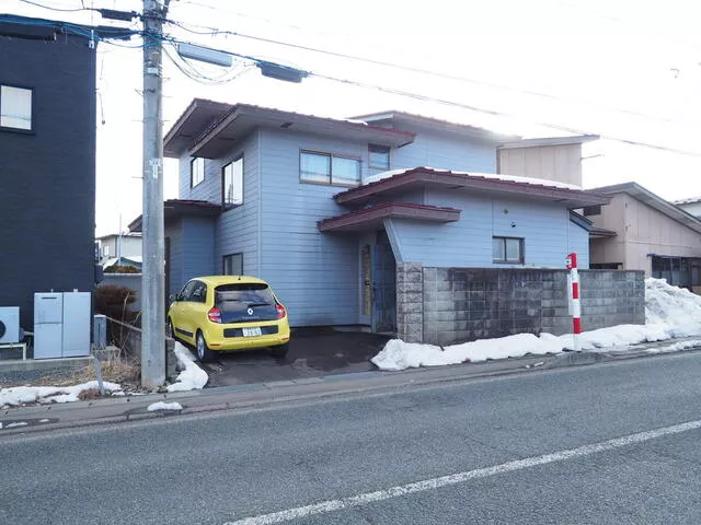 Hanamaki City, Matsuen Town 1-chome (Hanamaki Station) 2-story 7K