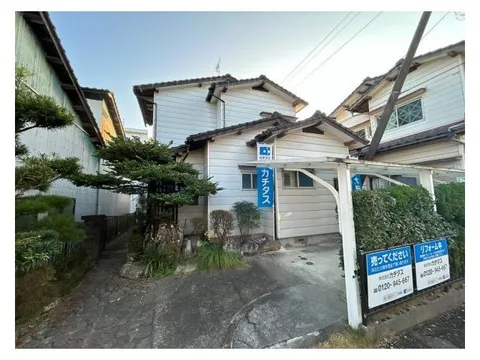 [Open House] Interior renovation planned / Move-in available within the year / Seismic construction / Water area replacement / Yatsu