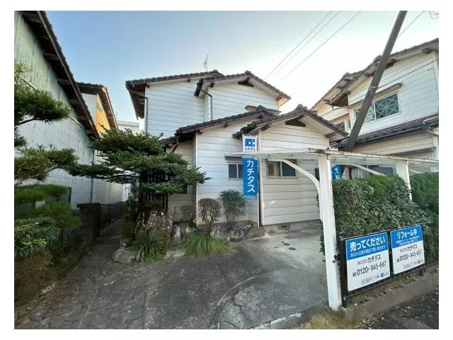 [Open House] Interior renovation planned / Move-in available within the year / Seismic construction / Water area replacement / Yatsu