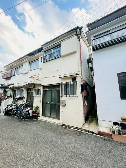 3DK two-story house in Minamino 4-chome, Shijonawate City (Shijonawate Station) - 3.7 million yen