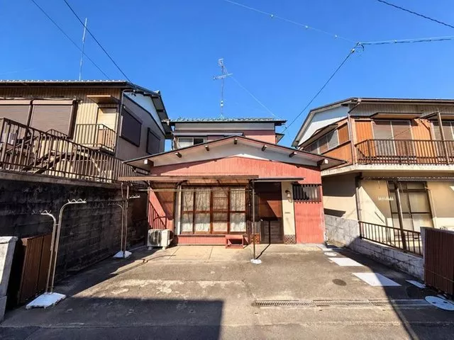 Handa (Tsu-Shinmachi Station) 2.9 million yen