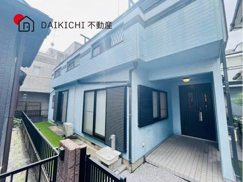 11 minutes on foot to JR Takasaki Line "Fukiage" Station! All rooms have storage for a tidy living environment ♪