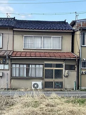 Used single-family home in Takaoka City, Kitajima