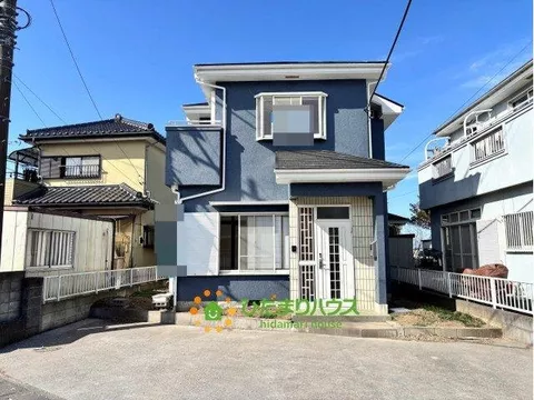 Fully renovated property! Parking for 3 cars in parallel possible♪ Local staff can guide you♪