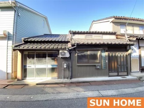 Takaoka City, Miyata Town (Takaoka Yabunami Station) Single-story building 3K