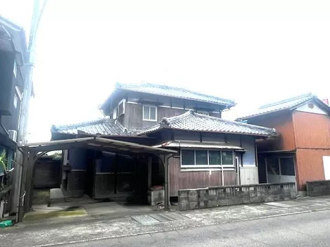 2F 5DK in Nagareoka-cho, Kanonji-shi, Kanonji (Kanonji Sta.)

2.5 million yen