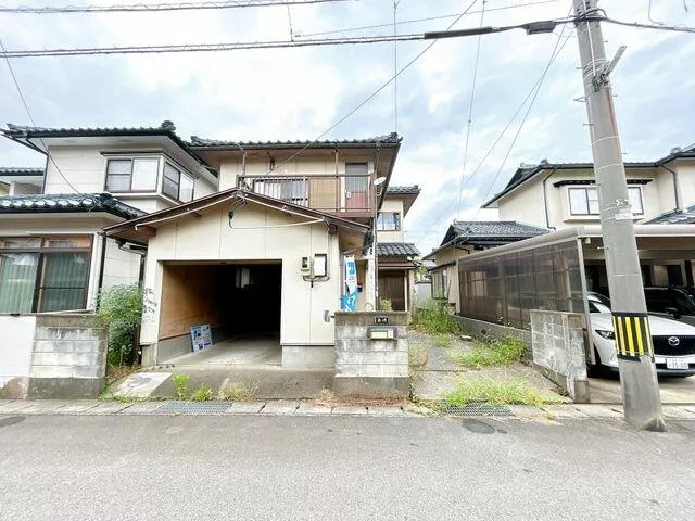 Sakai City, Harue Town, Ichii-no (Harue Station), 2-story, 4DK