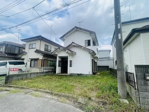 2-story 3DK in Ozaki surrounded by nature! Parking for 2 cars on approximately 38 tsubo of spacious land