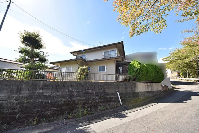 Hiroshima City Saeki Ward Yakushigaoka 3-chome 2-story building 5DK