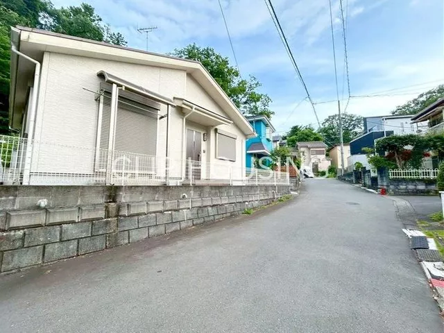 ◎Built in 2013, single-story used house!!◎Located in a nature-rich area with a quiet residential neighborhood♪