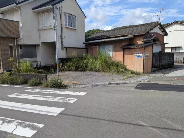 Kochi City Nagahama Single-story Building 2SK