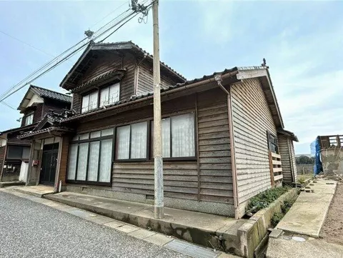 Wajima City, Monzen Town, Kuroshima Town, 2-story building, 7DK - Image 3