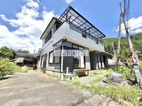 99 minutes on foot from Subway Namboku Line "Makomanai" Station