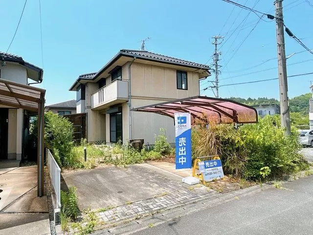 【Open House】 Current sale until August 9 / Move-in available within the year / Parking for 2 cars / Corner lot /