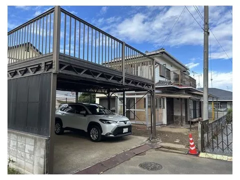Renovated house! With a sunroom!