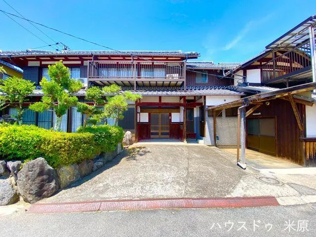Maibara City, Uganoh (Sakata Station) 2-story building 14SDK