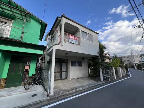 2F 4DK in Takaota, Tobe-cho, Iyo-gun

3,980,000 yen