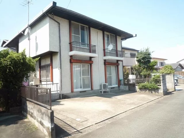 ◆ Araragi Seller ◆ Parking for about 3 cars ◆ Renovation base house ◆ Convenience store about 5 minutes on foot
