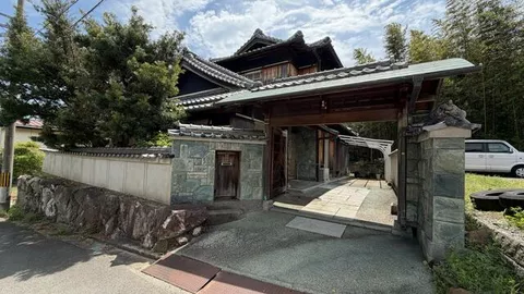 Wakayama City, Rokutoya (Rokutoya Station), 2-story building, 7SDK