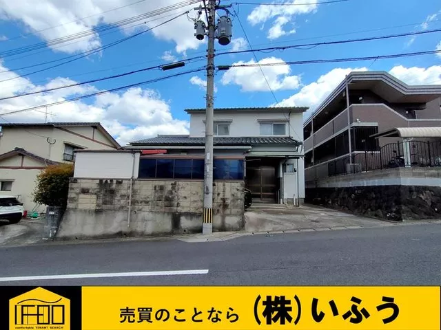A high-altitude 5DK layout that is practical and attractive! A well-maintained home♪