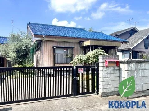 Safe all-electric and single-story ☆ Renovated history ■ Floor heating ■ Carport ■ Security camera