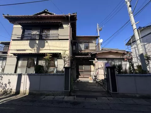 Gamagori City, Otsuka-cho Nishiyashiki (Mikawa Otsuka Station) 2-story building 6DK