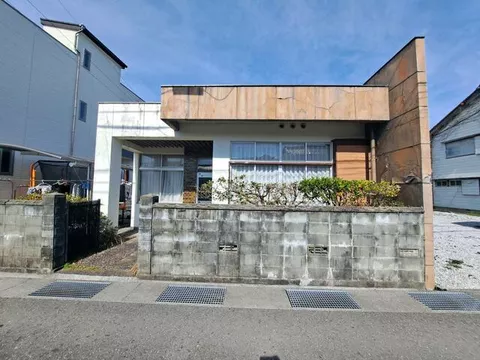 Tosa City Usa-cho Usa, single-story building, 4DK