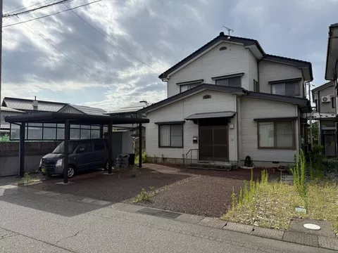 Itoigawa City, Yokomachi 4-chome (Itoigawa Station) 2-story 6DK
