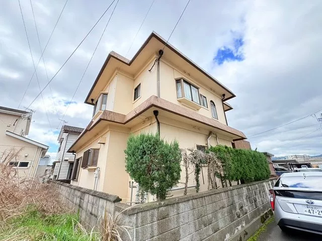 Approximately 160m (2-minute walk) to Kawai Elementary School! Close to National Route 3 with many stores in the vicinity!