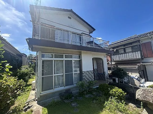 Used single-family home in Onanoto 4-chome, Nagasaki City