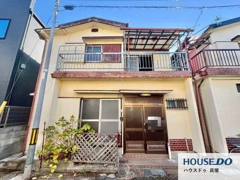Kaizuka City, Handa 2-chome (Higashi-Kaizuka Station) 2-story 3DK