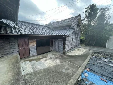 Fukui City, Itosaki Town, single-story building, 8LDK