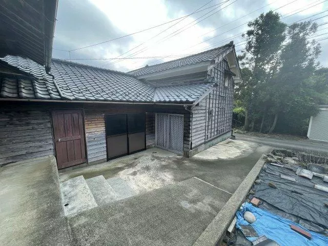 Fukui City, Itosaki Town, single-story building, 8LDK