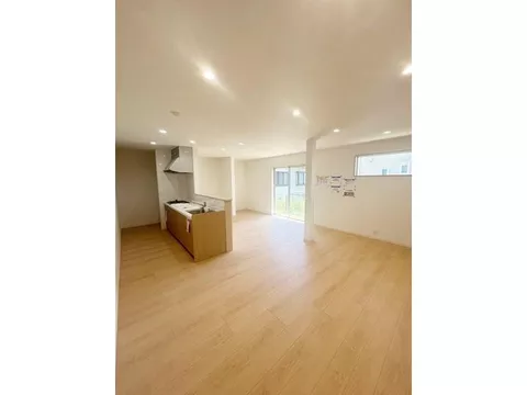 [Open House] [Interior and exterior renovation planned] [New water facilities replacement planned] [Exterior painting planned
