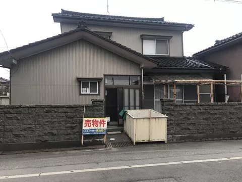Niigata Prefecture, Nyuzen Town, Kuniyama (Nyuzen Station) 2-story building 10DK