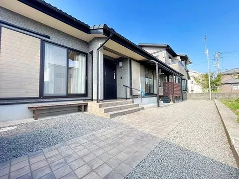 [Open House Held] Current Sale / Single Story / New Seismic Standards Compliance / Parking for 2 Cars Available / Front Road Width 6m / Nishiki