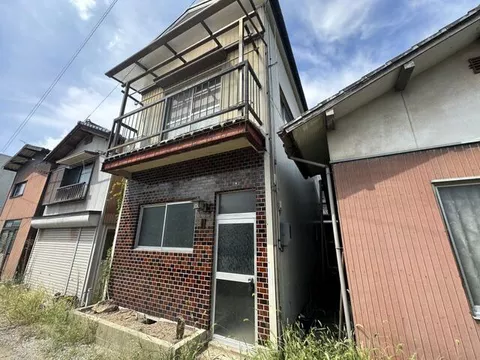 2F 3DK in Shinna, Takase-cho, Mitoyo-shi, Aichi

2,000,000 yen