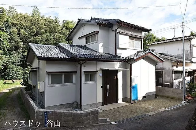 Used single-family home Sakanoue 8-chome, used house