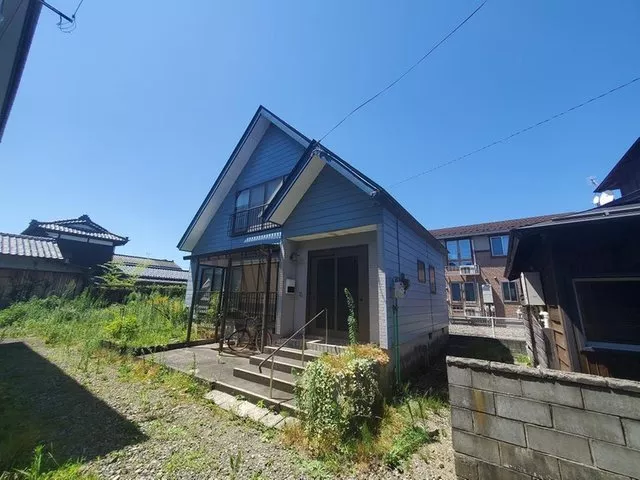 School Town 1 (Mitsuke Station) 2,480,000 yen