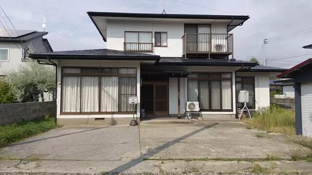 Akita City, Shogunno Minami 5-chome (Tsuchizaki Station), 2-story, 5DK