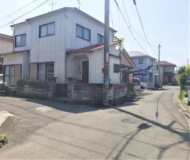 2F 3DK, Beppu-cho, Matsuyama-city

3.2 million yen