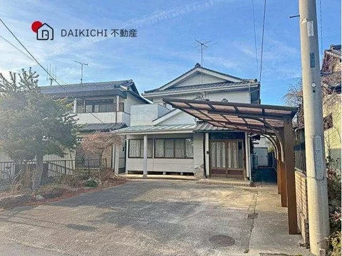 9 minutes on foot to elementary school! 8 minutes on foot to junior high school! Safe for families with children♪