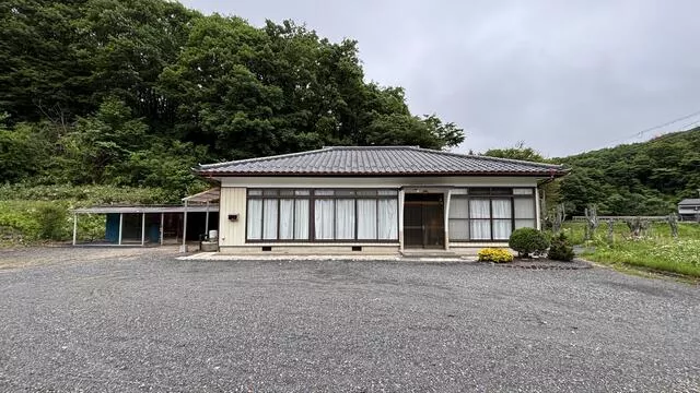 Hirata Village, Ishikawa County, Oaza Kitakata, Azanarasaka (Ono Shinmachi Station) Single-story building 4DK