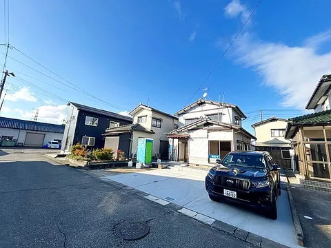 Used single-family home Sanjo City Tokoji house