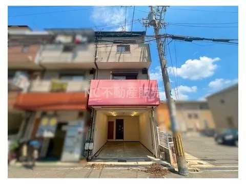 In July 2024, all rooms will have wallpaper replaced, tatami mats replaced, and house cleaning done.