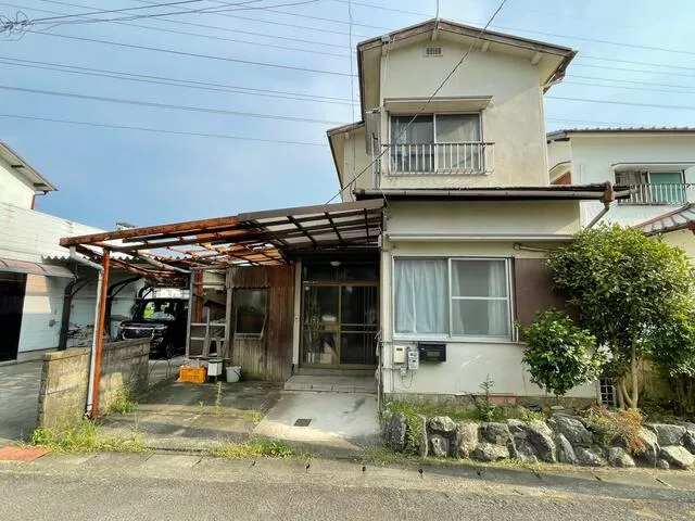 Kinokawa City, Higashi Kokubun (Shimoiisaka Station) 2-story building 4DK