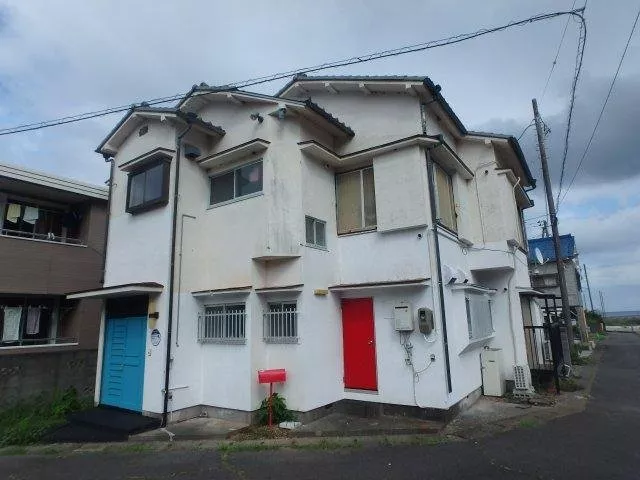 Katase (Katase-Shirahata Station) 2.5 million yen