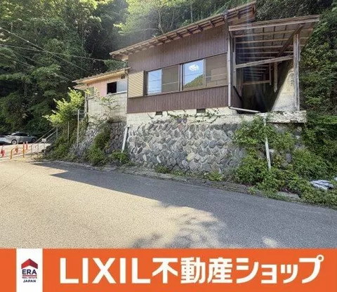 Tsujido, Daito-cho, Gojo-city (Gojo Sta.) Single story house, 4DK

1.9 million yen