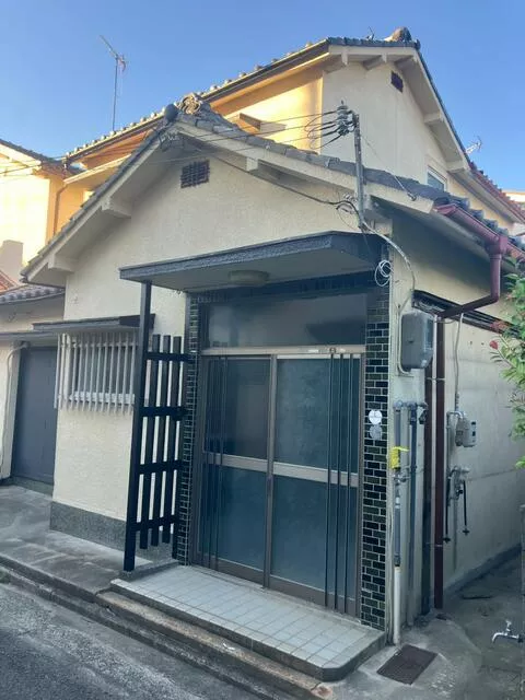 Wakayama City, Wakayura Higashi 3-chome (Kimiidera Station) 2-story 5DK