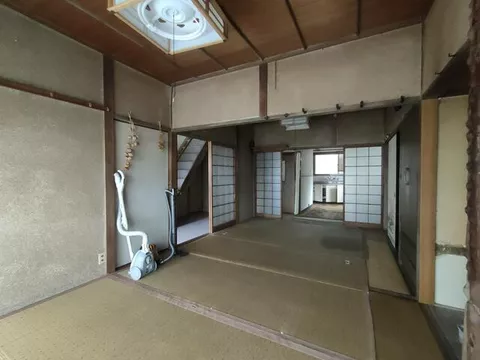 Fuchu City, Deguchi-cho (Fuchu Station) 2-story building, 5DK - Image 4